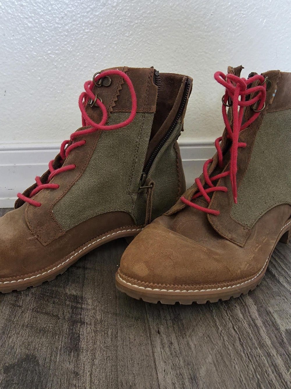 Toms Brown Suede Combat Boots with Red Laces and Olive Panels